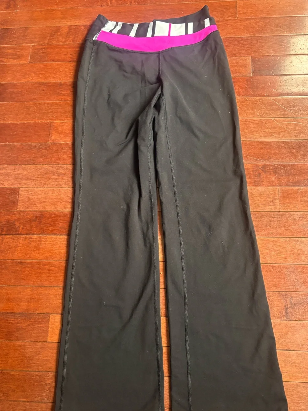 lululemon athletica comfortable black